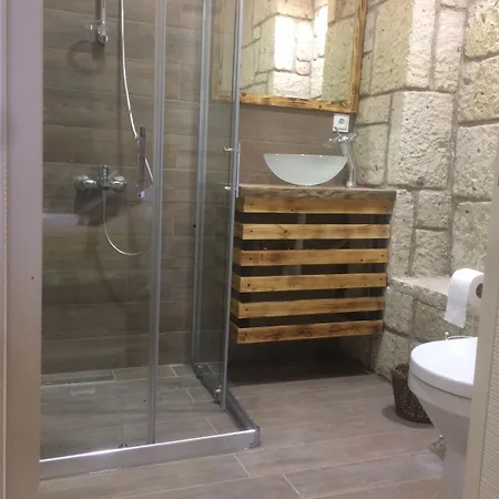 מלון Ivy House Loca