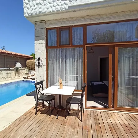 Ivy House Loca 호텔