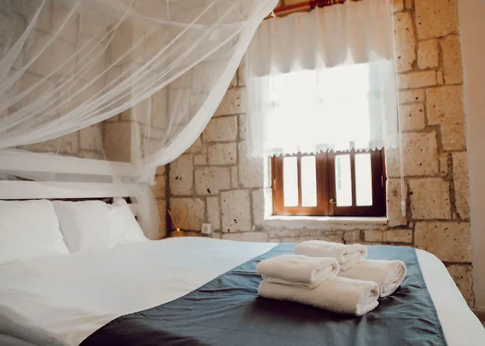 Ivy House Loca Szálloda